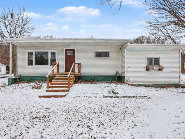 2873 S Quarterline Road, Muskegon, MI 49444