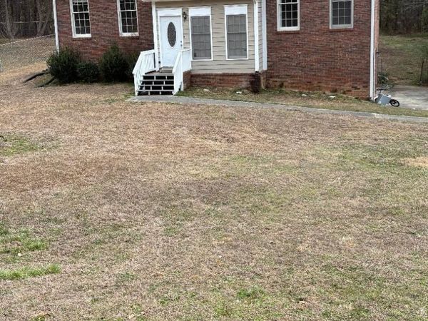 990 Walker Place Drive, Douglasville, GA 30134