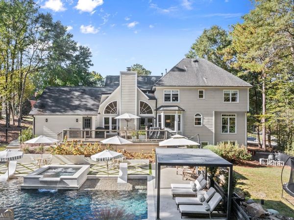 370 Woodcreek Lane, Fayetteville, GA 30215