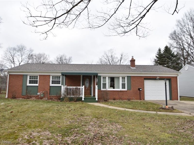 888 Edenridge Drive, Boardman, OH 44512 Photo 2