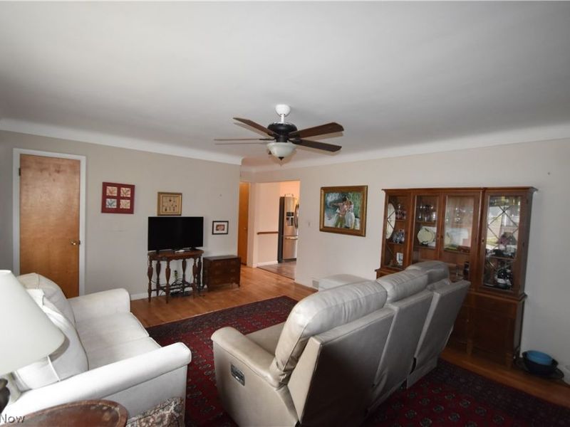 888 Edenridge Drive, Boardman, OH 44512 Photo 6