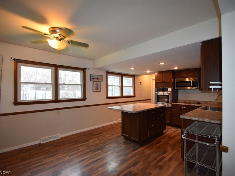 888 Edenridge Drive, Boardman, OH 44512 Photo 8