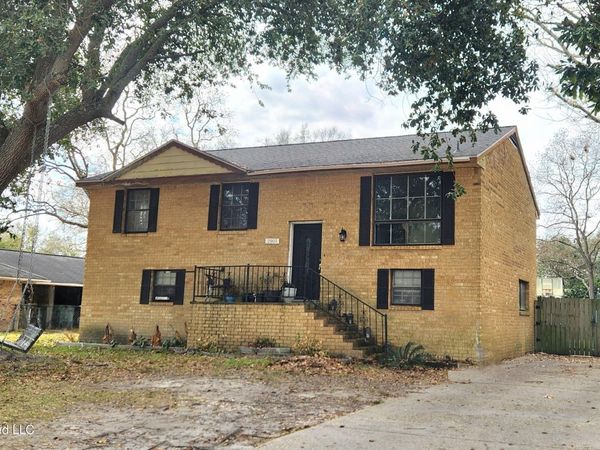 2903 Larchmont Street, Pascagoula, MS 39567