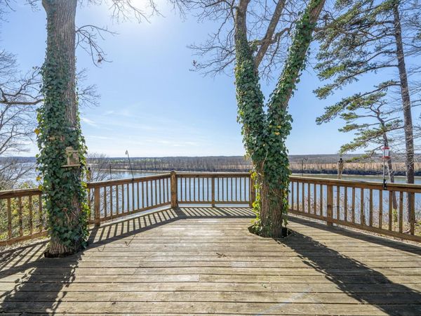 385 SALT LN, Savannah, TN 38372