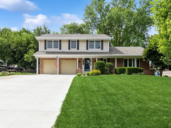 2906 Watrous Avenue, Des Moines, IA 50321