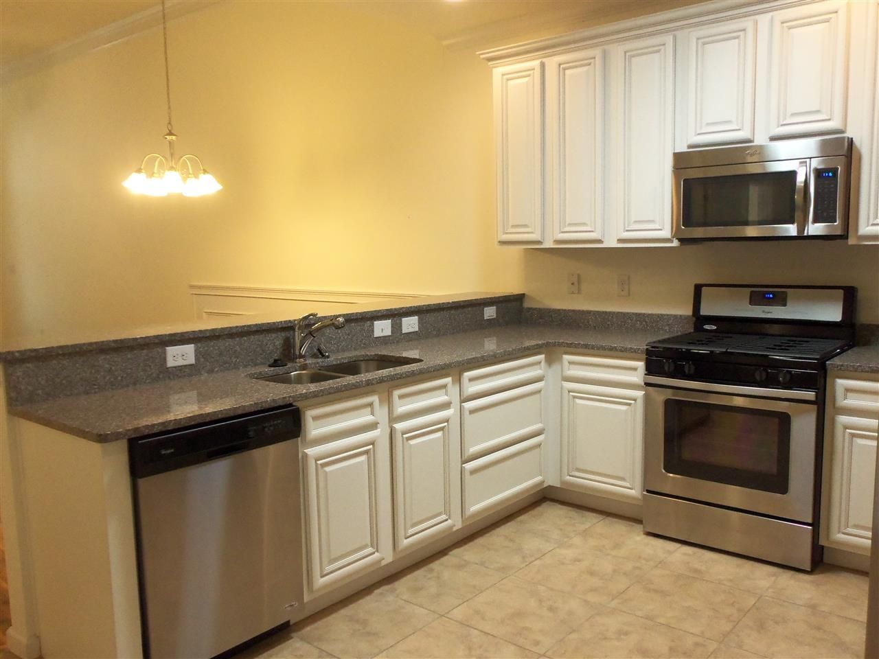 500 Aft Ct  Photo 20