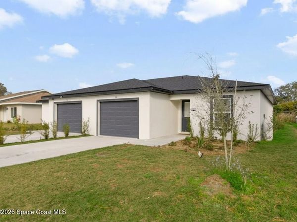 85 W Towne Place , Titusville, FL 32796