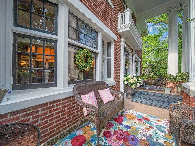 2465 E Broad Street, Columbus, OH 43209 Photo 13