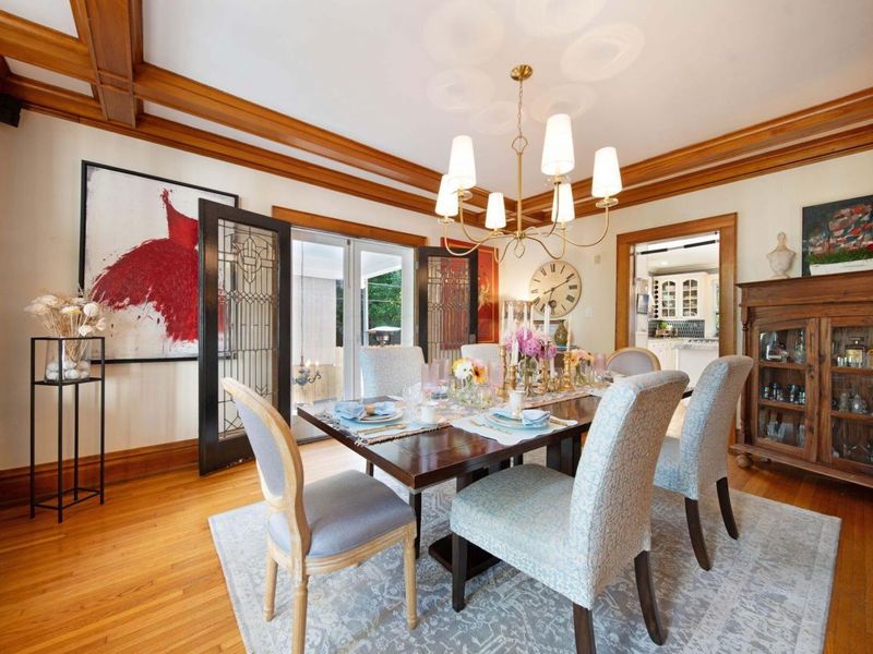 2465 E Broad Street, Columbus, OH 43209 Photo 24