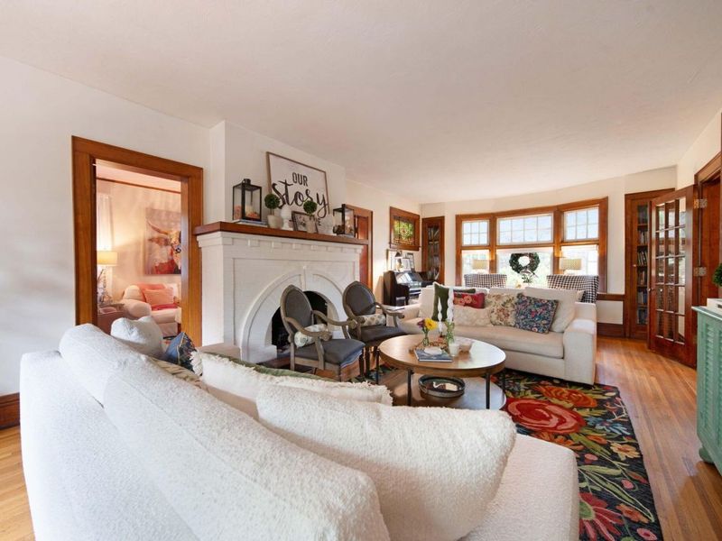 2465 E Broad Street, Columbus, OH 43209 Photo 26