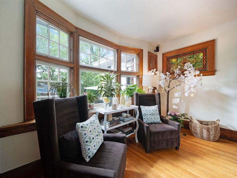 2465 E Broad Street, Columbus, OH 43209 Photo 27