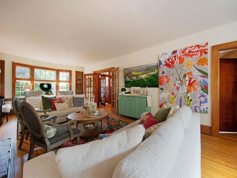 2465 E Broad Street, Columbus, OH 43209 Photo 28