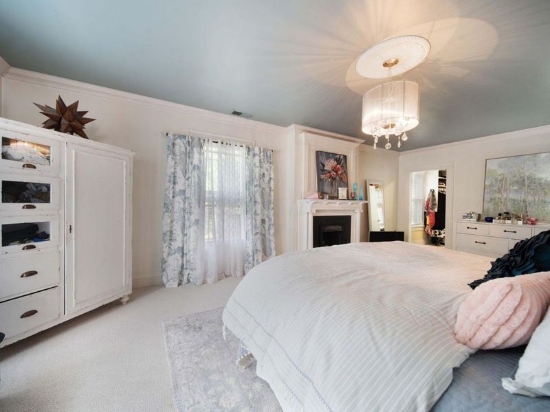 2465 E Broad Street, Columbus, OH 43209 Photo 34