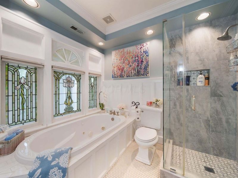 2465 E Broad Street, Columbus, OH 43209 Photo 36