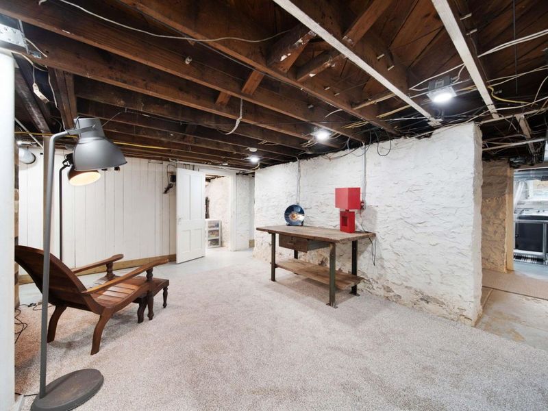 2465 E Broad Street, Columbus, OH 43209 Photo 54