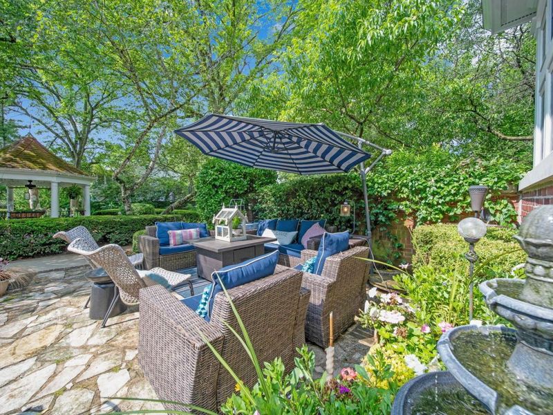 2465 E Broad Street, Columbus, OH 43209 Photo 61