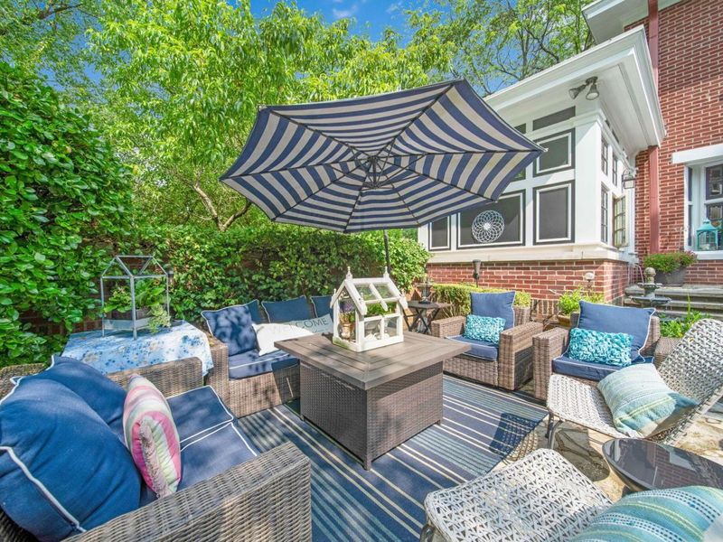 2465 E Broad Street, Columbus, OH 43209 Photo 62