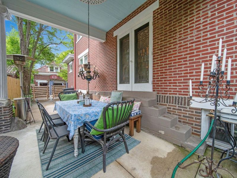 2465 E Broad Street, Columbus, OH 43209 Photo 92