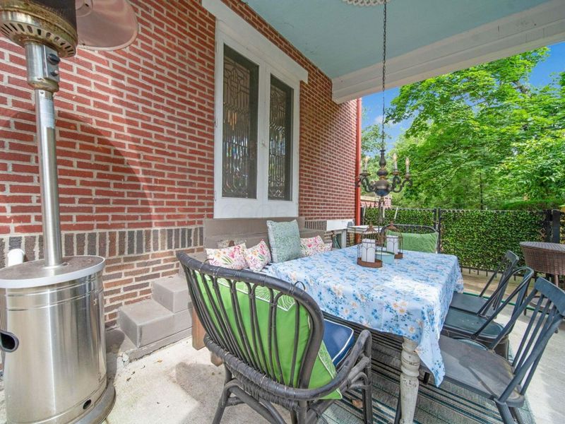 2465 E Broad Street, Columbus, OH 43209 Photo 93