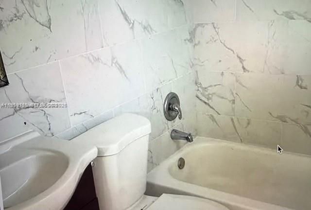 1704 SW 43rd Ave, Fort Lauderdale, FL 33317 Photo