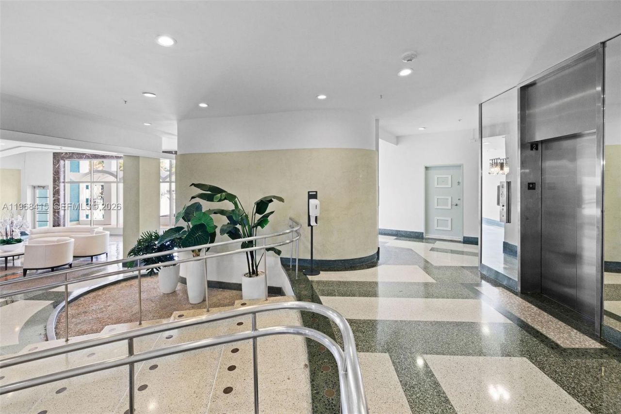 4925 Collins Ave, Unit 1A, Miami Beach, FL 33140 Photo