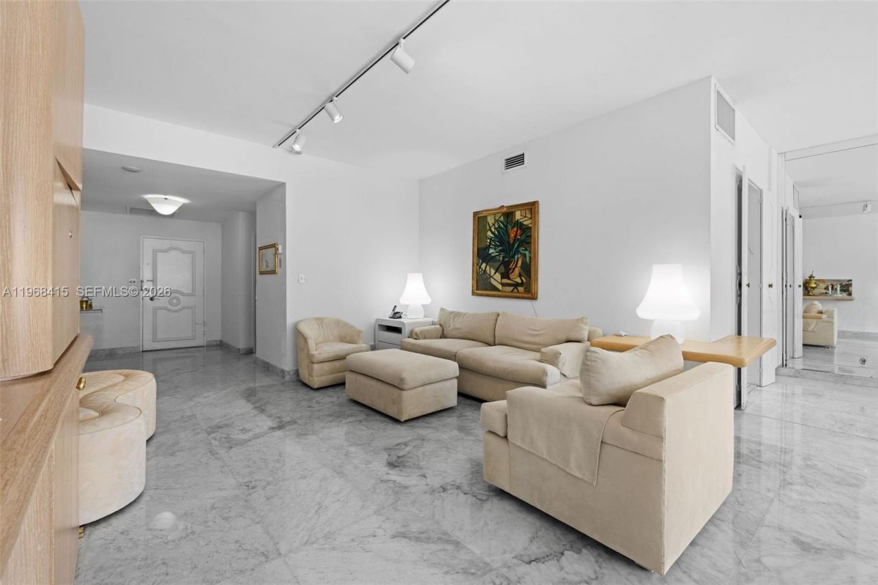 4925 Collins Ave, Unit 1A, Miami Beach, FL 33140 Photo
