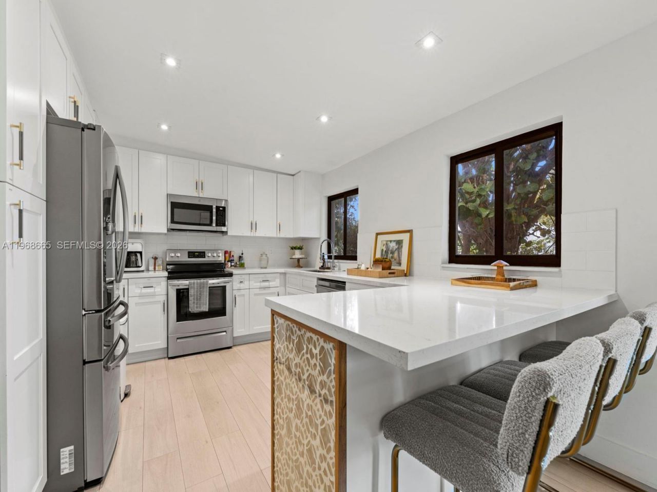 7731 SW 18th Ter , Miami, FL 33155 Photo