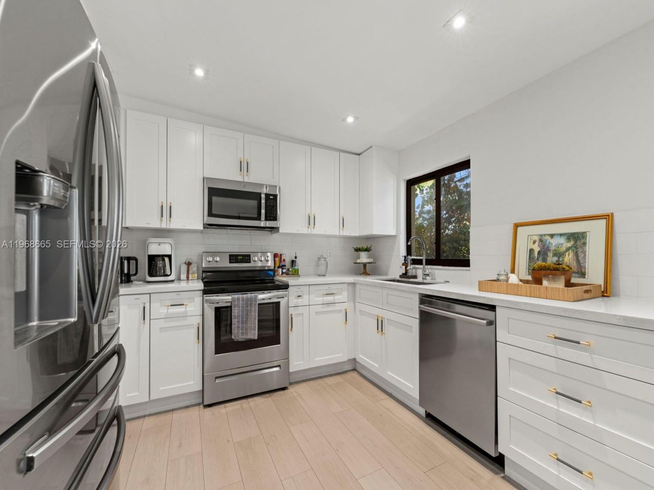 7731 SW 18th Ter , Miami, FL 33155 Photo