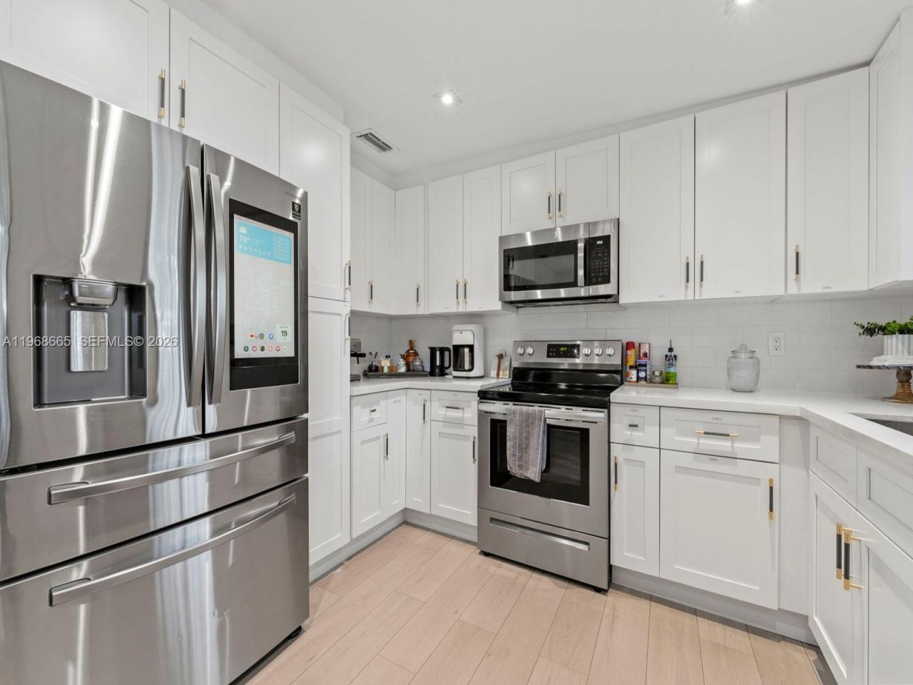 7731 SW 18th Ter , Miami, FL 33155 Photo