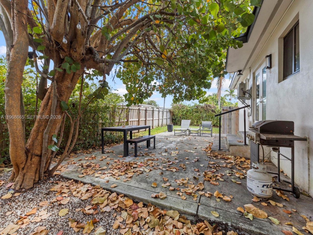 7731 SW 18th Ter , Miami, FL 33155 Photo