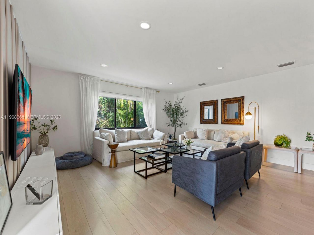 7731 SW 18th Ter , Miami, FL 33155 Photo