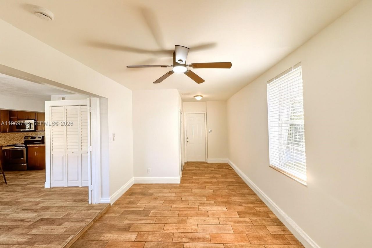 6780 Meade St, Hollywood, FL 33024 Photo