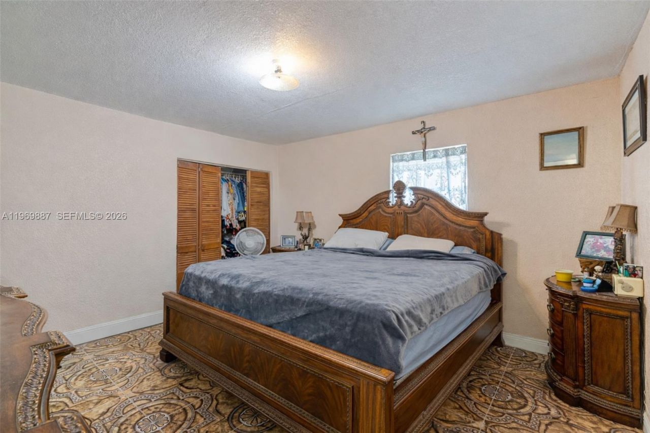 330 NW 13th St , Homestead, FL 33030 Photo