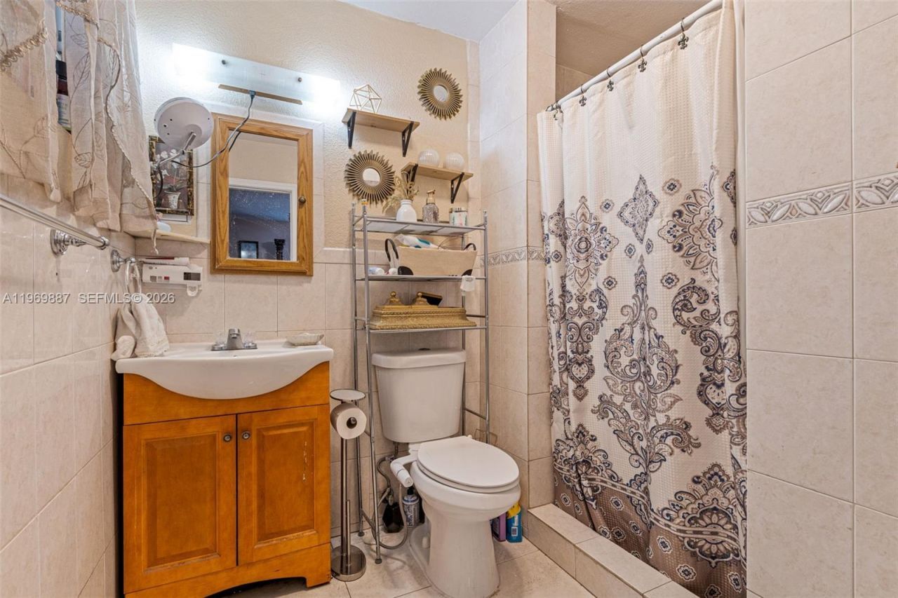 330 NW 13th St , Homestead, FL 33030 Photo