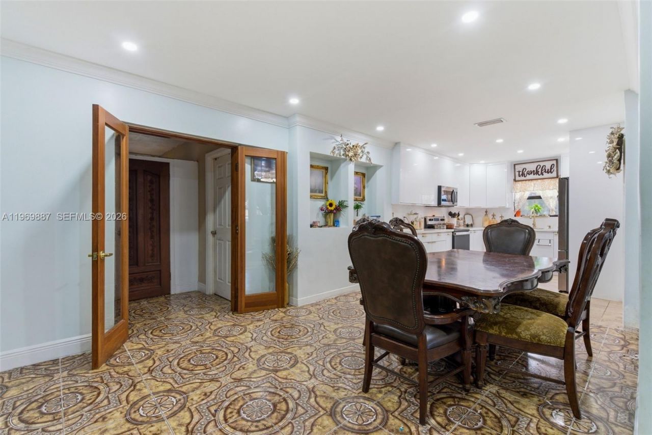 330 NW 13th St , Homestead, FL 33030 Photo