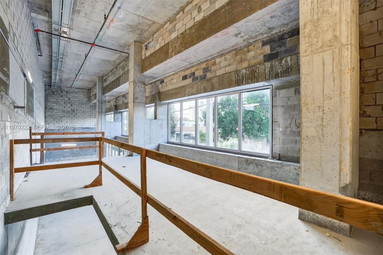 1110 NW 1 St, Unit Commercial, Miami, FL 33128 Photo