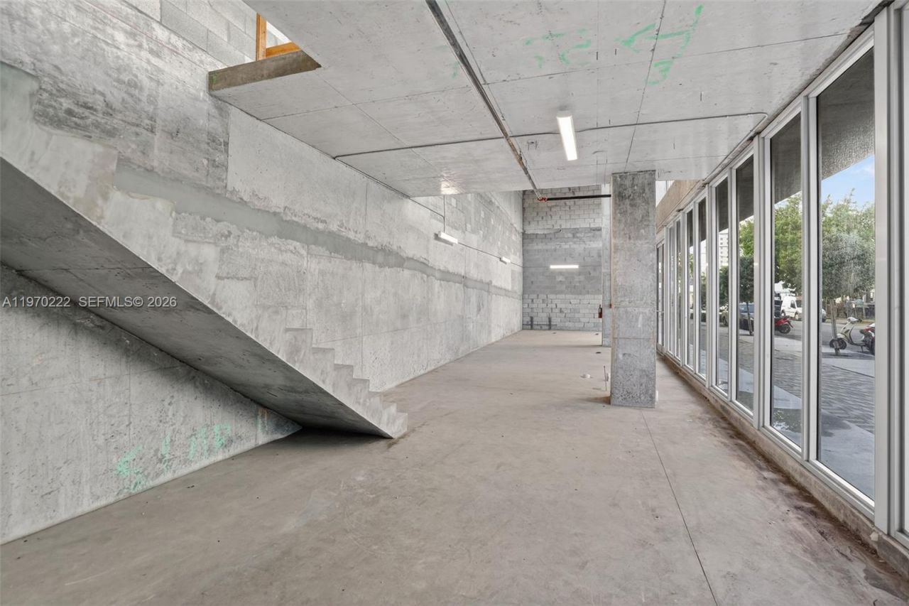 1110 NW 1 St, Unit Commercial, Miami, FL 33128 Photo