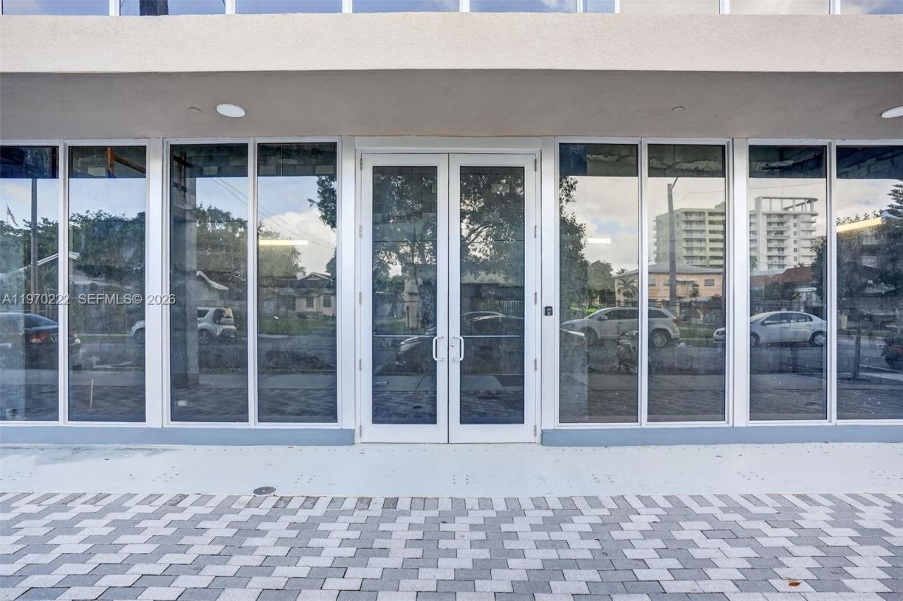 1110 NW 1 St, Unit Commercial, Miami, FL 33128 Photo