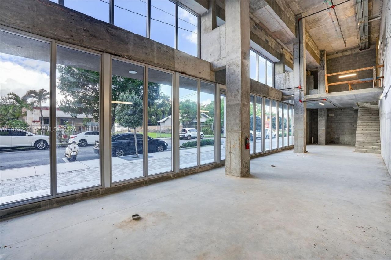 1110 NW 1 St, Unit Commercial, Miami, FL 33128 Photo
