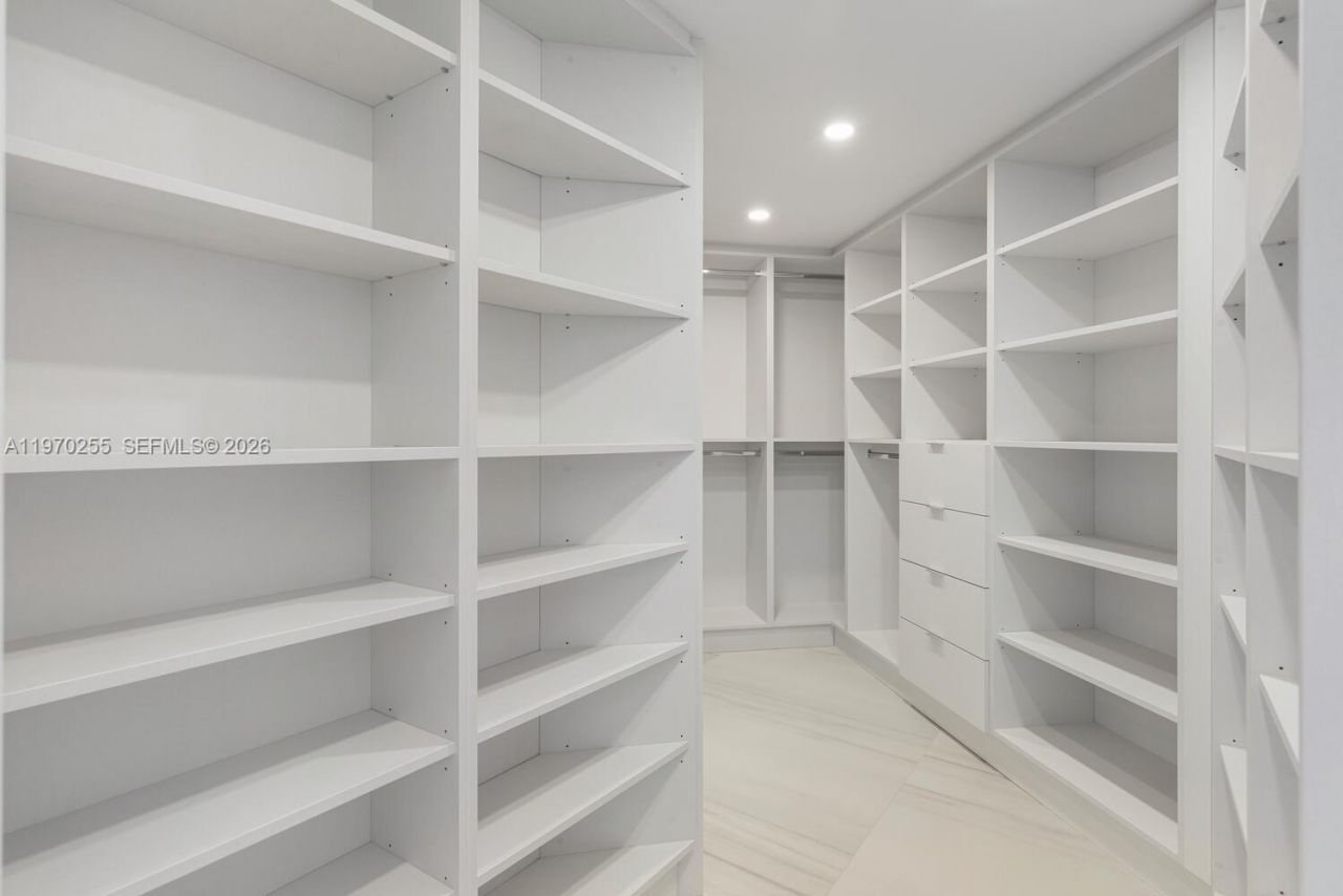 3000 Island Blvd, Unit 2504, Aventura, FL 33160 Photo