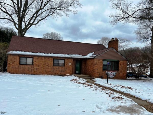 213 E 27th Street, Dover, OH 44622