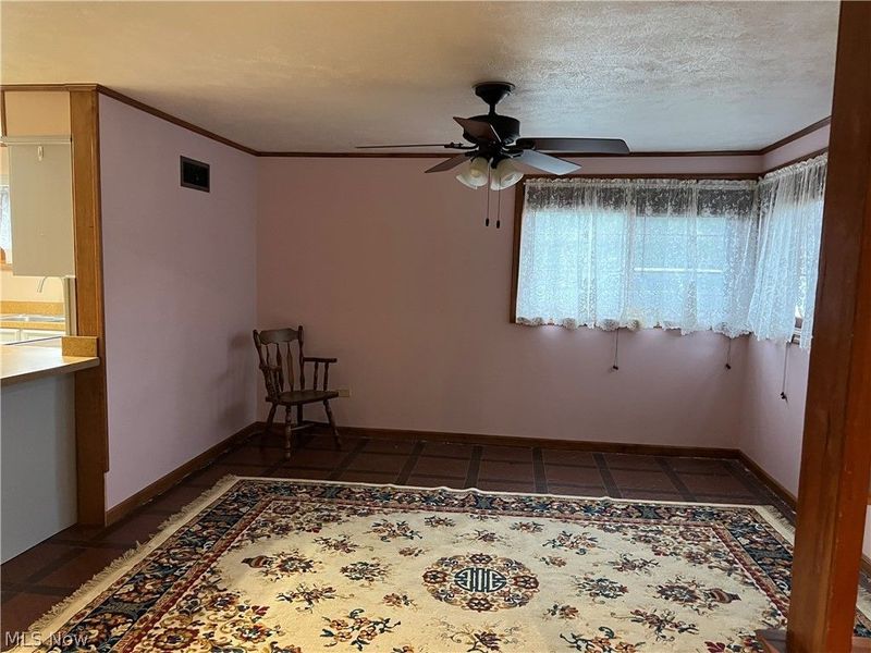 213 E 27th Street, Dover, OH 44622 Photo 13