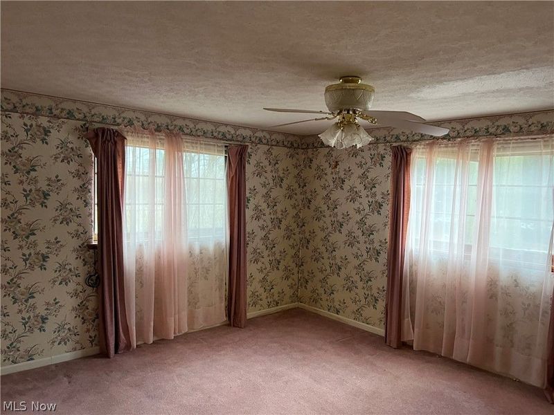 213 E 27th Street, Dover, OH 44622 Photo 18