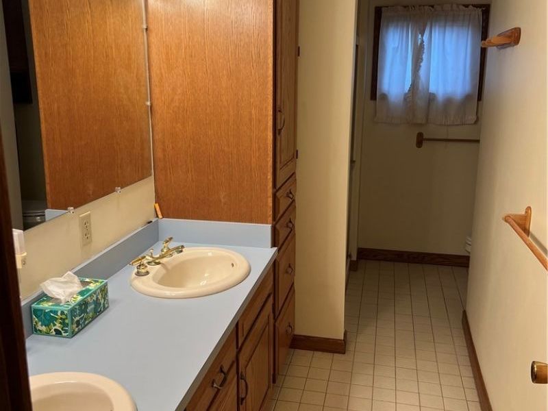 213 E 27th Street, Dover, OH 44622 Photo 18