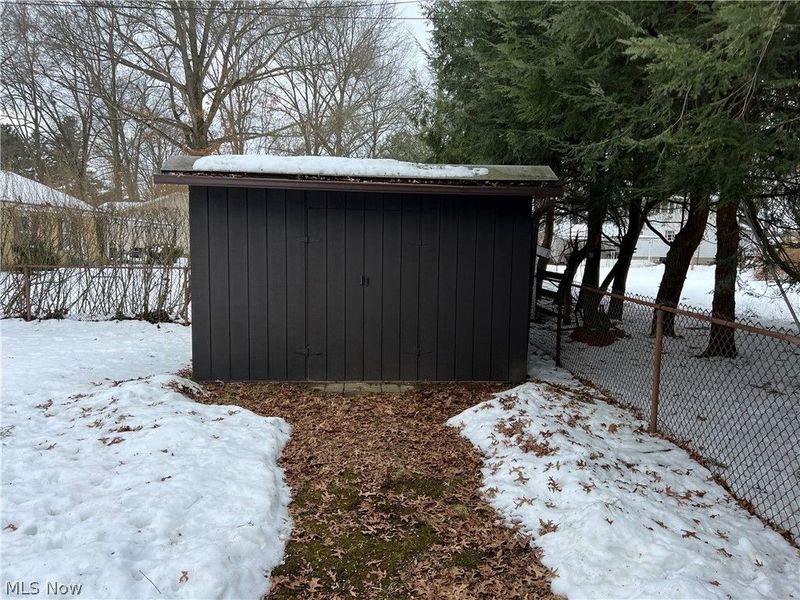 213 E 27th Street, Dover, OH 44622 Photo 28