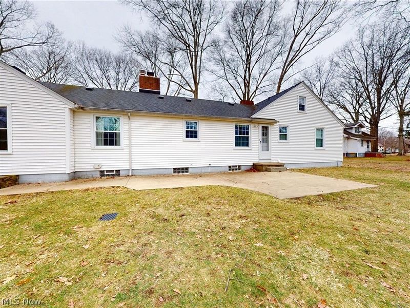 145 Overlook Road, Painesville Township, OH 44077 Photo 5