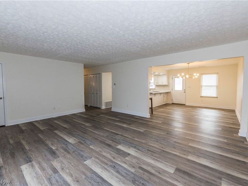 2033 Carlile Drive, Uniontown, OH 44685 Photo 14