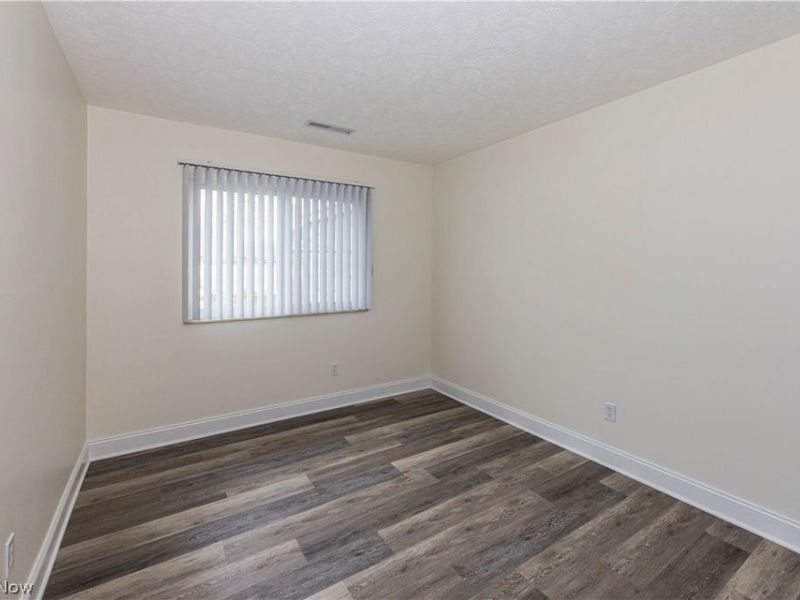 2033 Carlile Drive, Uniontown, OH 44685 Photo 17