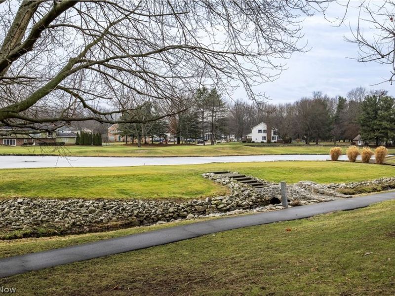 2033 Carlile Drive, Uniontown, OH 44685 Photo 6