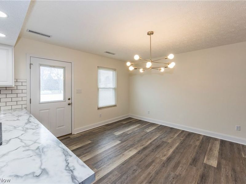 2033 Carlile Drive, Uniontown, OH 44685 Photo 9